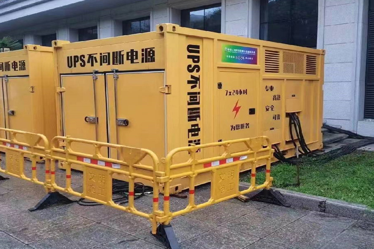 兴仁发电机租赁施工现场